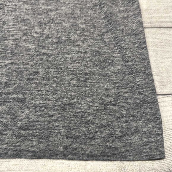 🍋Mens original Vent Tech tee with 3 bar sizing PTP approx 19”🍋 - Picture 7 of 13